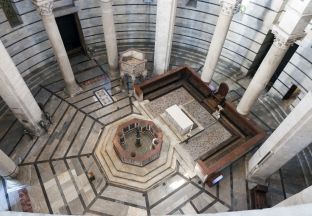 Pisa Baptisterium